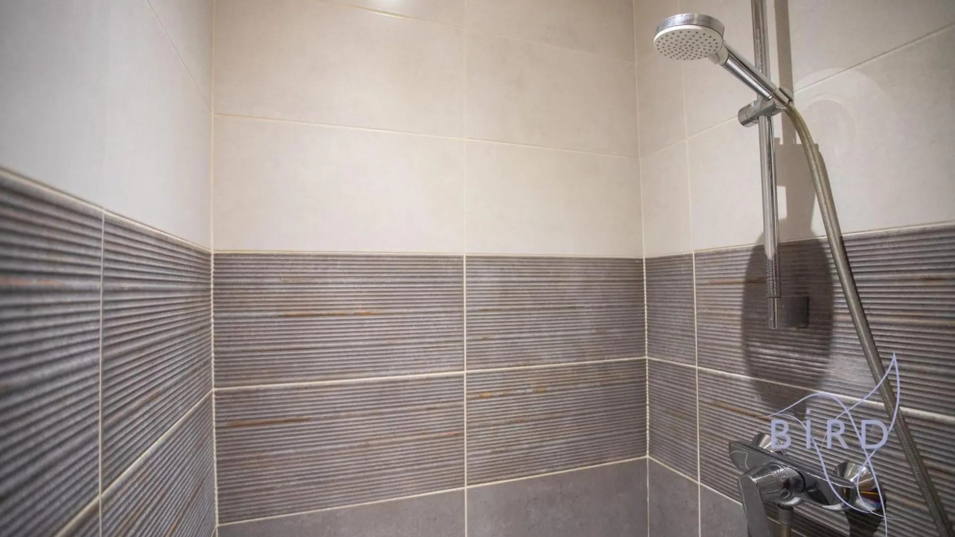 Cozy 3-Room Apartment In The Heart Of The Village Of Fayence